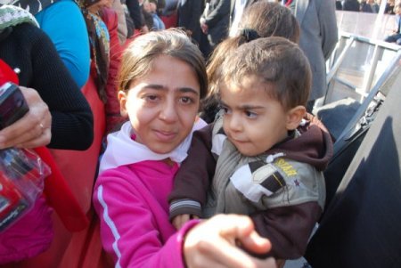 Küçük Emine'ye Başbakan Erdoğan Sahip Çıktı