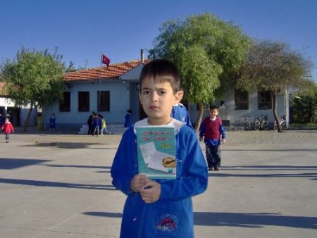 Küçük Şairin Kitabı Yayınlandı