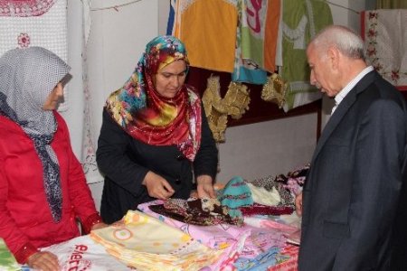 Küçükaydın: Kermesler, yardımlaşma duygusunu unutturmuyor