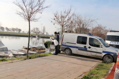 Küçükçekmece Gölü'nde erkek cesedi bulundu