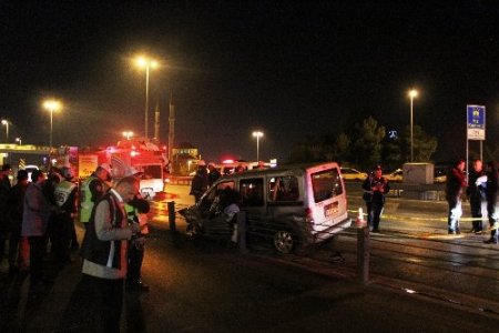 Küçükçekmece'de kaza: 1 ölü, 3 yaralı