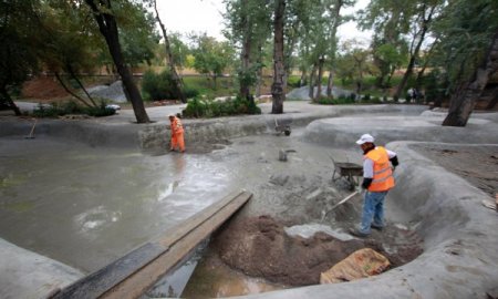 Kuğulupark'ta yenileme çalışmaları devam ediyor