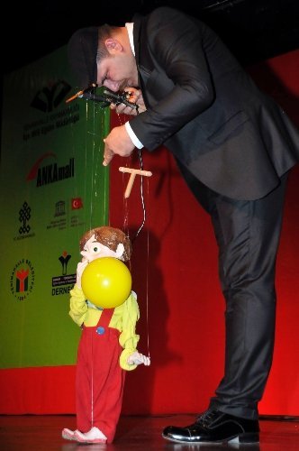 Kuklacılar ödül aldı