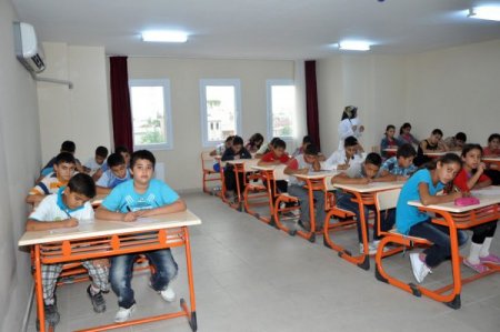 Kültür Evlerindeki SBS kursları için seçme sınavı yapıldı