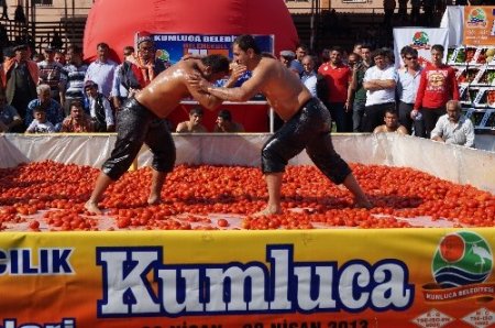 Kumluca'da tarım ve seracılık bayramı Yörük Göçü ile başladı