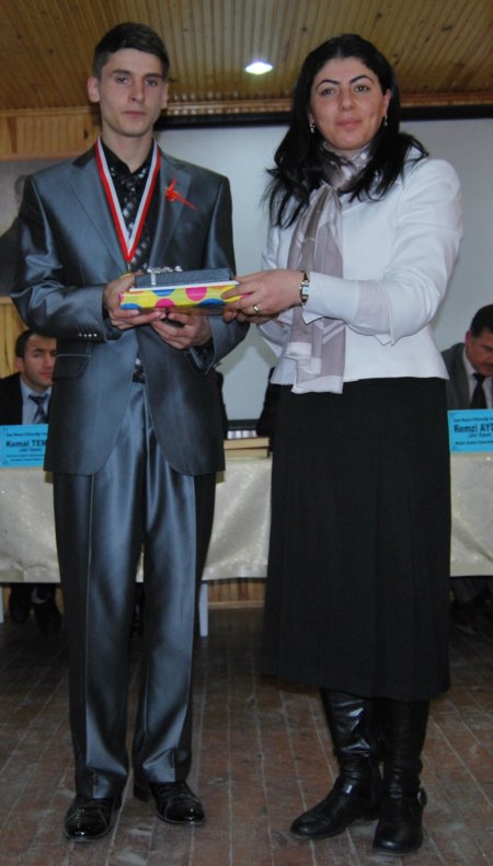 Kuran bülbülleri yarıştı