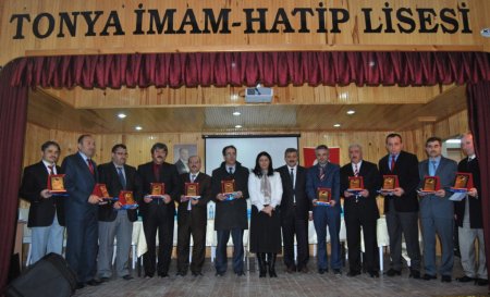 Kuran bülbülleri yarıştı