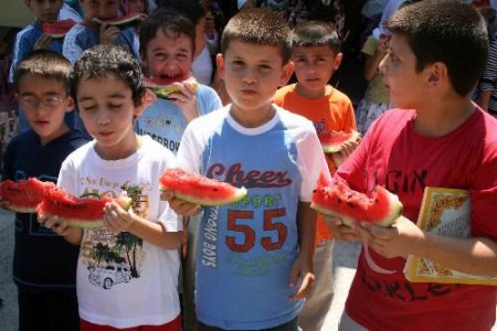Kur'an Kursunda Küçükler, Sosyal Aktivitelerle Eğlenceli Dakikalar Yaşıyor