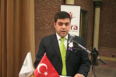 Kurbanla gönül köprüsü kuranlara teşekkür plaketi