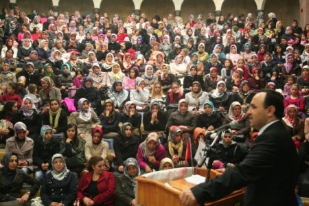 Kurbanla gönül köprüsü kuranlara teşekkür plaketi