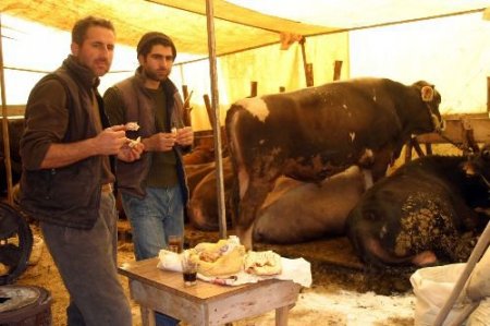 Kurbanlıklar El Yakıyor, Vatandaş Son Günü Bekleyecek