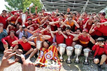 Kürek yarışlarında ODTÜ'den Fenerbahçe, Galatasaray tepkisi