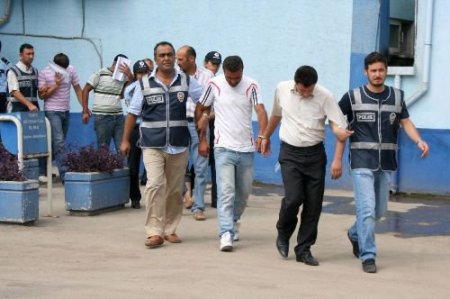 Kurpiyer Ablanın, 'amele' Kardeşleriyle Kurduğu Çete Çökertildi