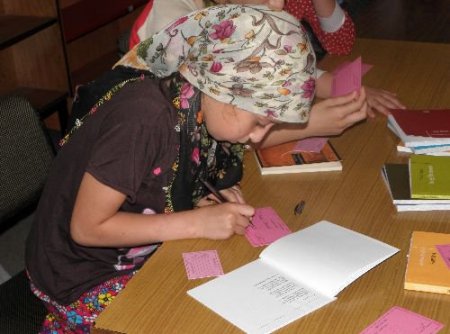 Kurs Öğrencileri Kütüphaneyi Ziyaret Etti