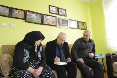 Kürt aydın, şehidin hikayesini yazıp ailesini ziyaret etti (Özel)