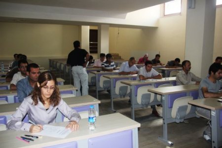 Kürt Dili ve Edebiyatı Ana Bilim Dalı Tezli Yüksek Lisans Sınavı yapıldı