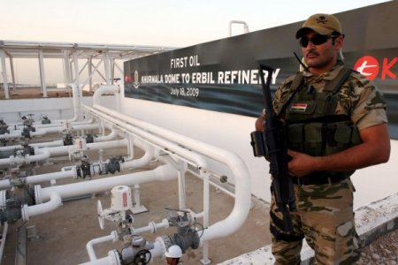 Kürt yönetimi, Türkiye'ye petrol göndermeye başladı