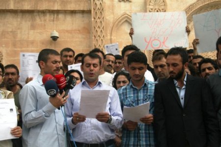 Kürtçe dersi öğretmen adayları, YÖK'ün kontenjan düşürmesine tepkili