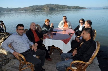 Kurtlar Vadisi'nin Ömer Baba'sı: Şimdi Ayrılma Değil, Birlik Zamanı