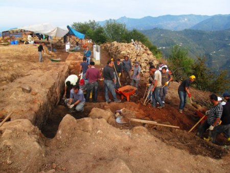 Kurul Kalesi'ndeki kazılar bölgenin bilinmeyen tarihine ışık tutuyor