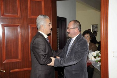 Kuşadası Belediyesi yönetiminden Kaymakam Ayhan'a hoşgeldin ziyareti