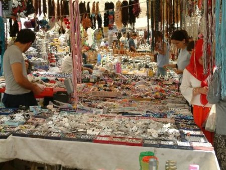 Kuşadası Meclisi Tekstil Pazarını Tartıştı