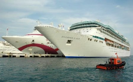 Kuşadası'na Gelen Abd Gemisinin Kaptanından Türkiye Hakkında Kara Propaganda