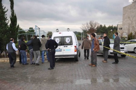 Kuşadası'nda bir genç önce nişanlısını öldürdü sonra intihar etti