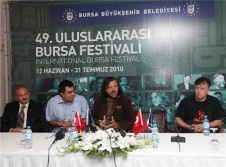 Kusturica'dan Açık Havada Müzik Ziyafeti