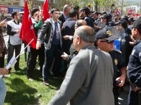Kütahya'da Âkil İnsanlar heyetine saldırı girişimi
