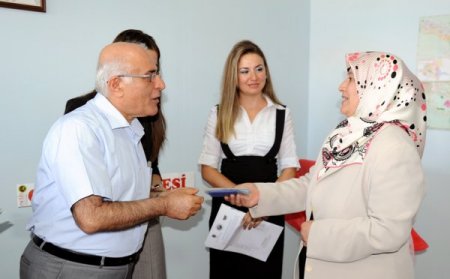 Kütahya'da Bayan Girişimcilere İlk Mikro Kredi Desteği Sağlandı