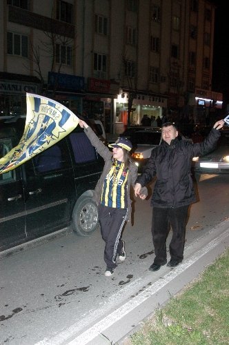 Kütahya'da Fenerbahçeli taraftarların coşkusu