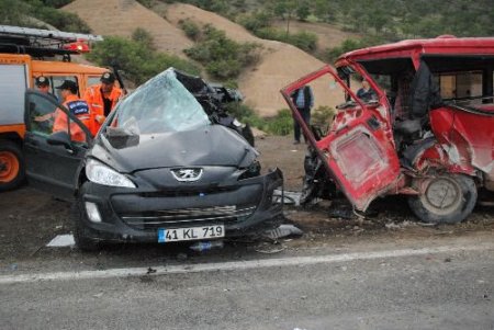 Kütahya'da Kaza: 1 Ölü, 9 Yaralı