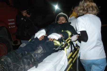 Kütahya'da Lpg Tankeri Patladı: 8'i Ağır, 12 Yaralı