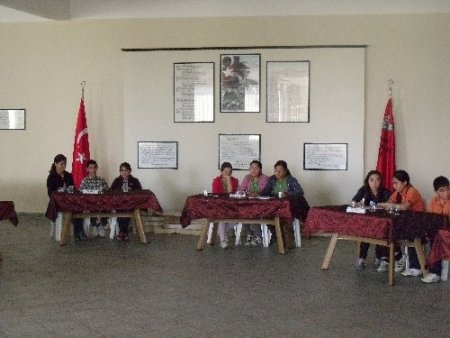 Kutlu Doğum Bilgi Yarışması'nı Köşkerler Ortaokulu öğrencileri kazandı