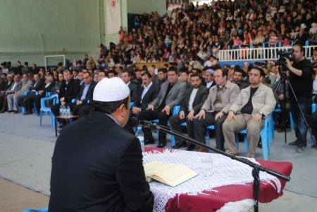 Kutlu Doğum Haftası Kürtçe İlahilerle Kutlandı