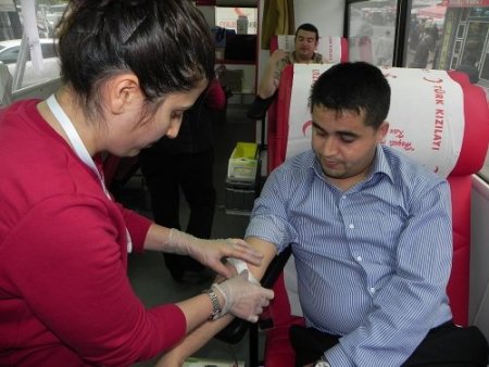 Kutlu Doğum Haftası'nda kan bağışı kampanyası