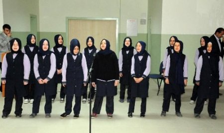 Kutlu Doğum'u şiirlerle kutladılar