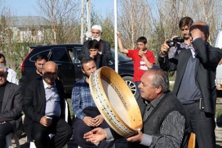 Kutlu: Türbeyi maneviyatın yaşandığı bir vaha haline getirmek istiyoruz