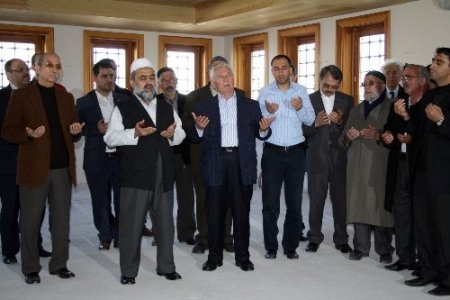 Kutlu: Türbeyi maneviyatın yaşandığı bir vaha haline getirmek istiyoruz