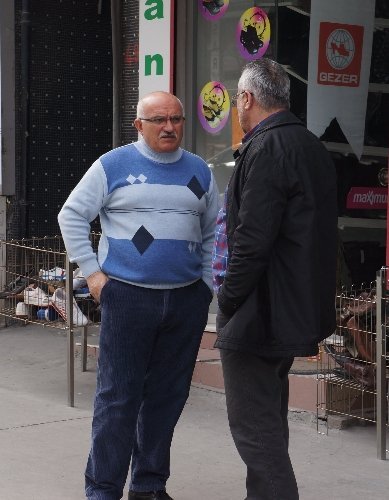 Kuyumcudan 20 bin liralık altınları kapıp kaçtı (Özel)