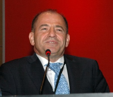 Kuyumcular altın alım satımında bankalara karşı rekabet bayrağını açtı