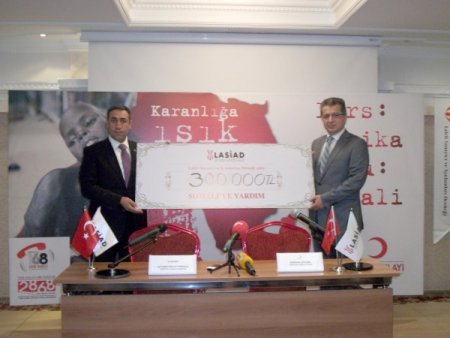 Laleli İşadamlarından Somali’ye 300 Bin Liralık Yardım