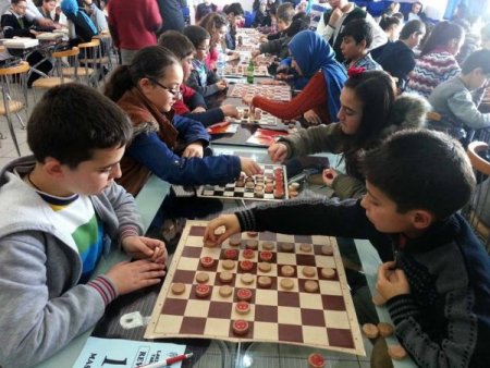 Lara Koleji, akıl oyunları yarışması düzenledi