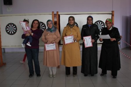 Lara Koleji velisi anneler kıyasıya yarıştı