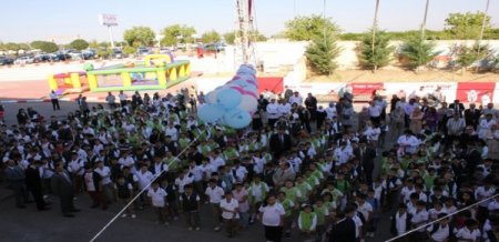 Lara Koleji’nde ilköğretim haftası kutlaması devam ediyor