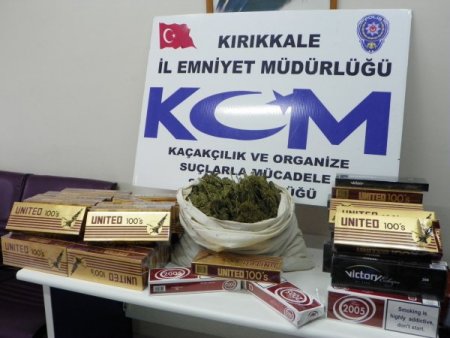 Leydi adlı narkotik köpeği otobüsteki 3 kilo esrarı buldu