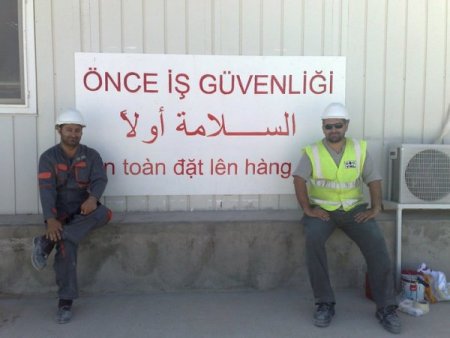 Libya'daki Türk İşçilerini, Yağmacılardan Yerli Halk Koruyor