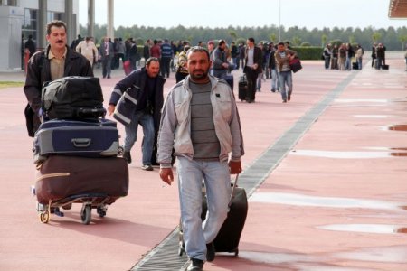 Libya’dan 167'si Türk, 174 Yolcu Özel Uçakla Antalya’ya Geldi