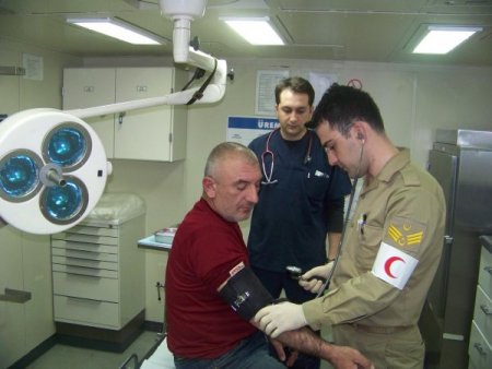 Libya’dan Tahliye Anları Fotograflara Böyle Yansıdı